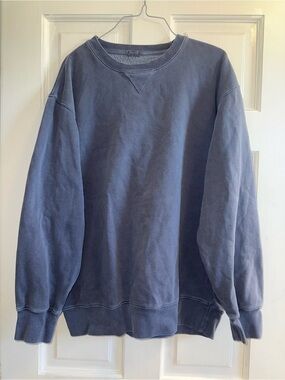 john galt / brandy melville crewneck sweater